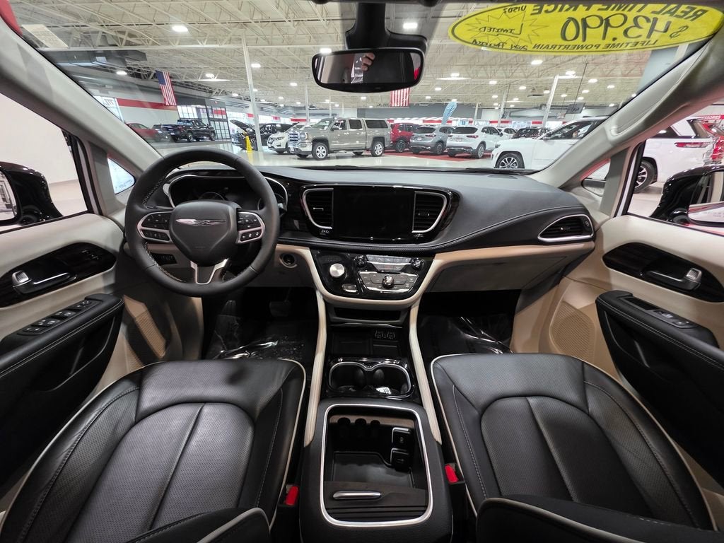 2024 Chrysler Pacifica Limited