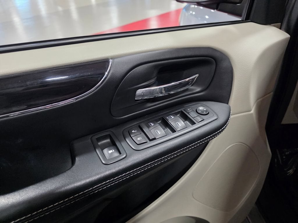 2016 Dodge Grand Caravan SE Plus