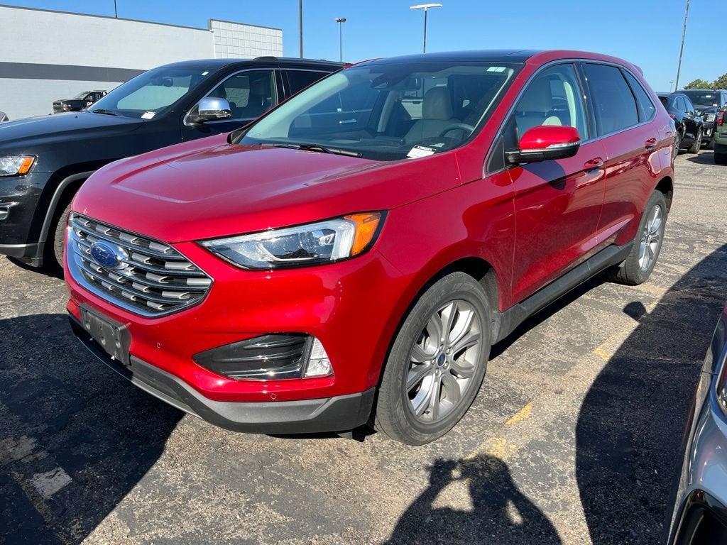 2022 Ford Edge Titanium