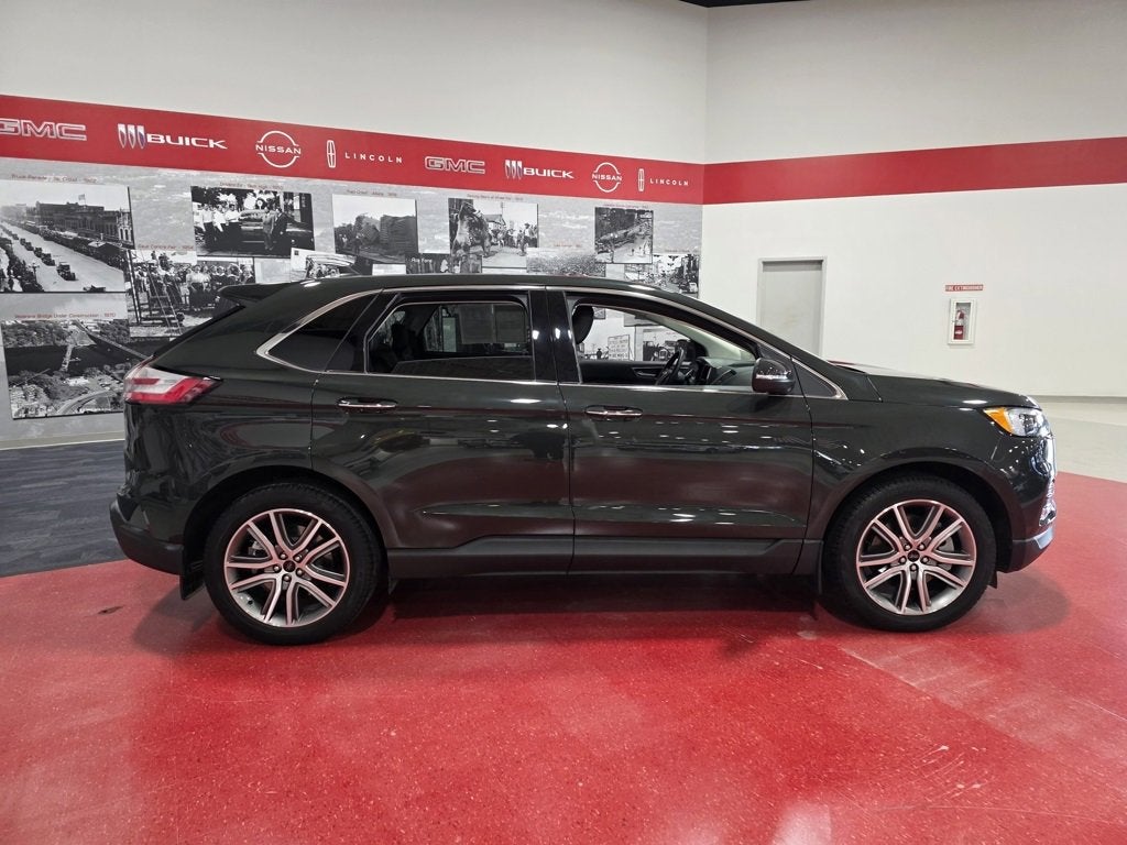 2023 Ford Edge Titanium