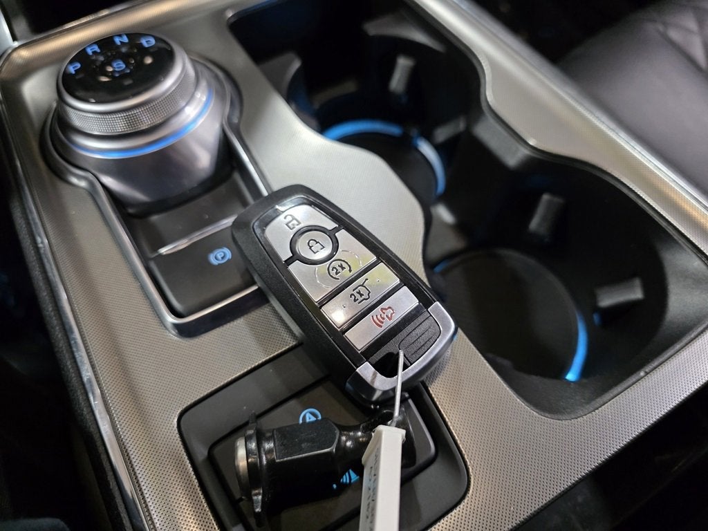 2023 Ford Edge Titanium