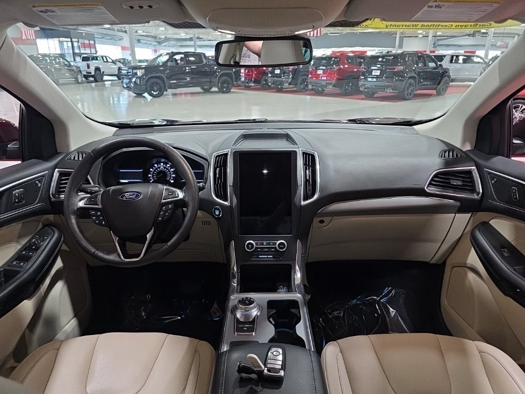 2022 Ford Edge Titanium