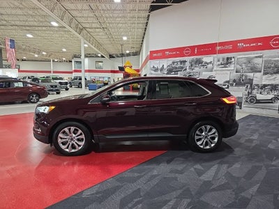 2022 Ford Edge Titanium