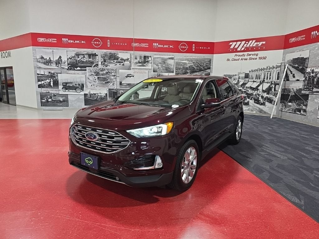 2022 Ford Edge Titanium