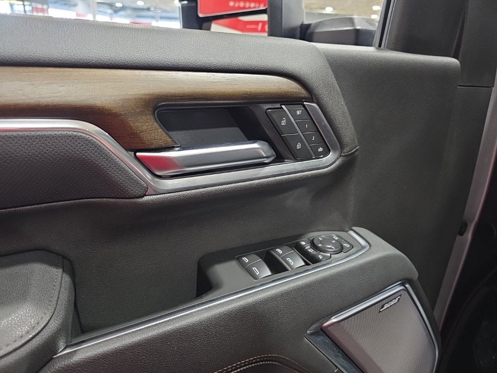 2025 Chevrolet Silverado 3500 HD High Country