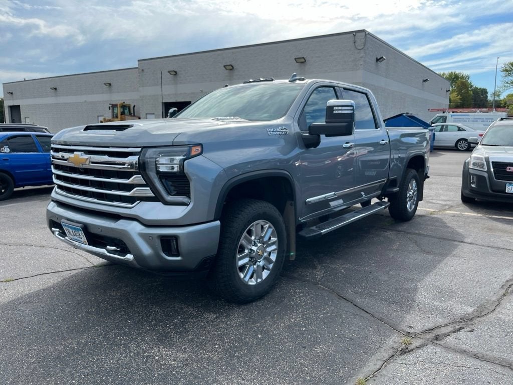 2025 Chevrolet Silverado 3500 HD High Country