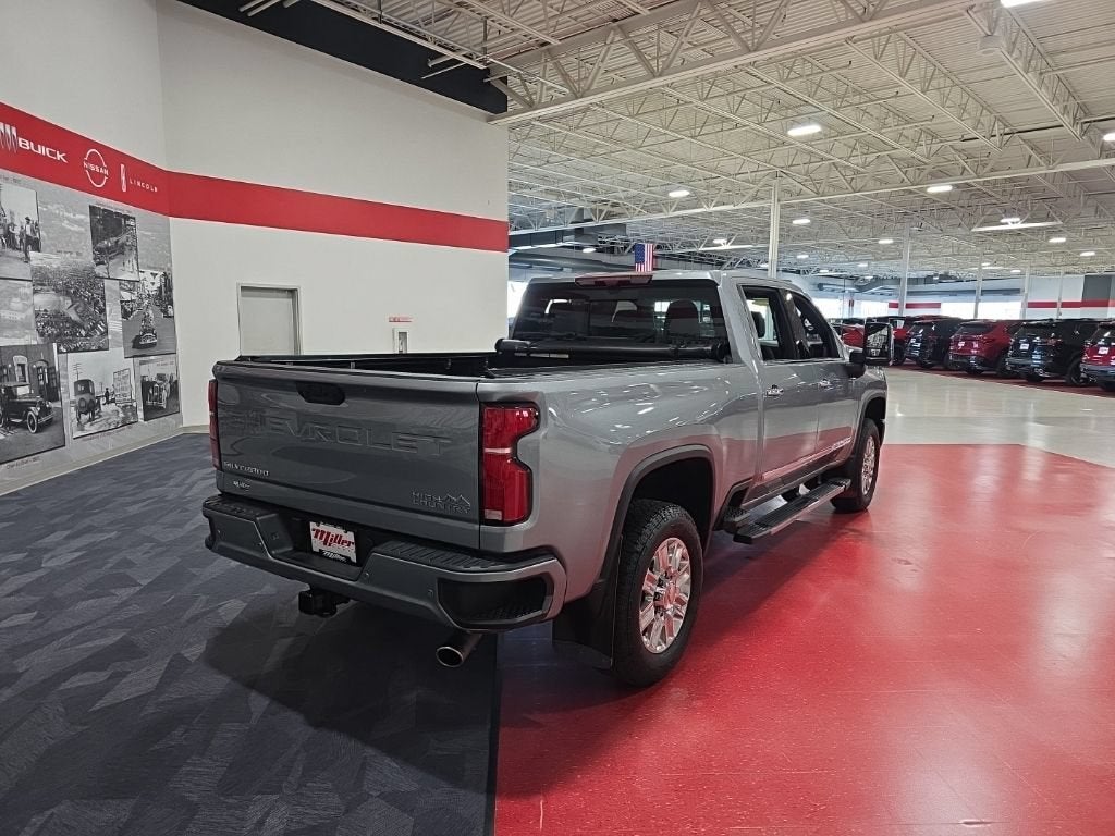 2025 Chevrolet Silverado 3500 HD High Country