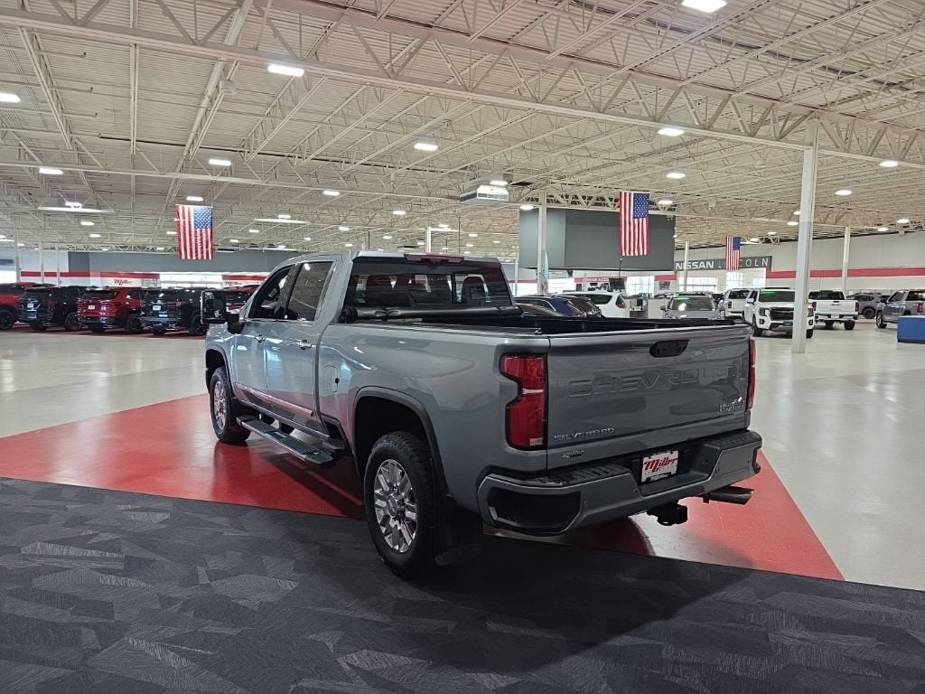 2025 Chevrolet Silverado 3500 HD High Country
