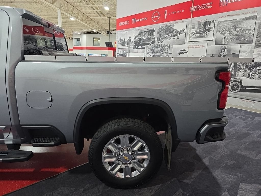 2025 Chevrolet Silverado 3500 HD High Country