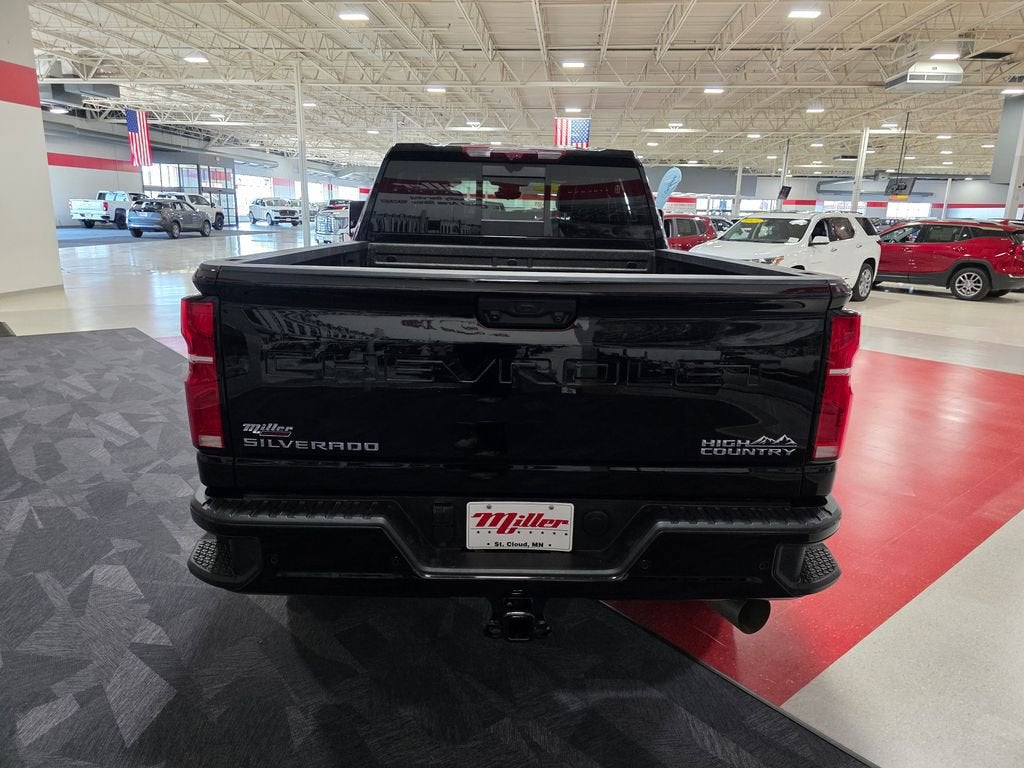 2025 Chevrolet Silverado 3500 HD High Country