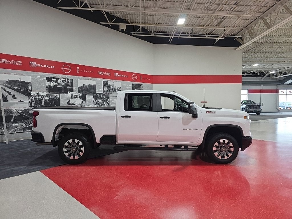 2024 Chevrolet Silverado 2500 HD Custom