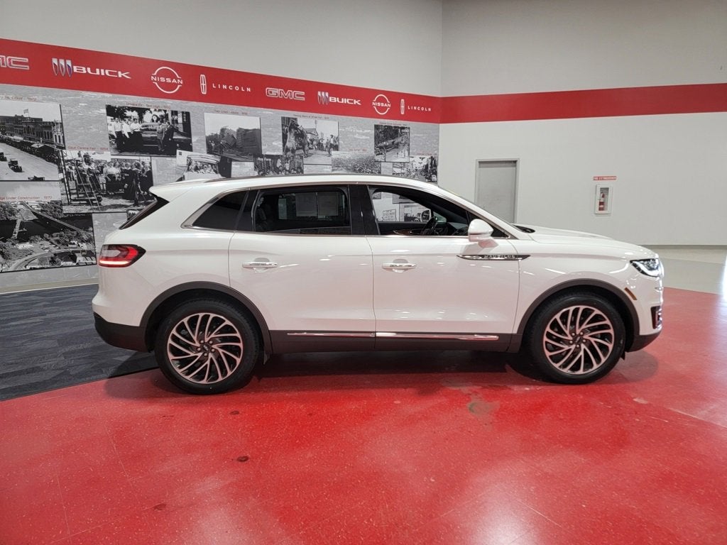 2020 Lincoln Nautilus Reserve