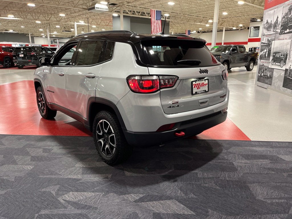 2025 Jeep Compass Trailhawk