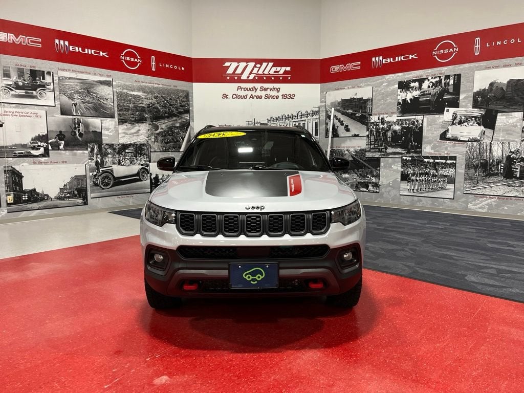 2025 Jeep Compass Trailhawk