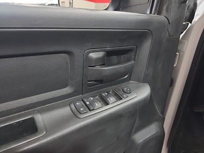 2022 RAM 3500 Tradesman Crew Cab 4x4 6'4" Box