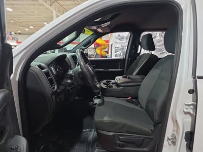 2022 RAM 3500 Tradesman Crew Cab 4x4 6'4" Box