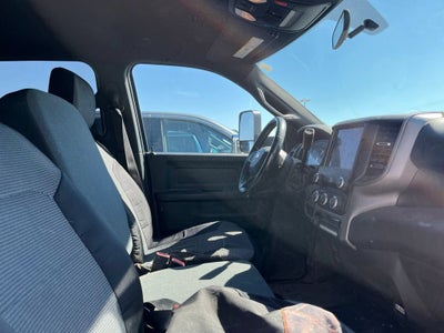 2022 RAM 3500 Tradesman Crew Cab 4x4 6'4" Box