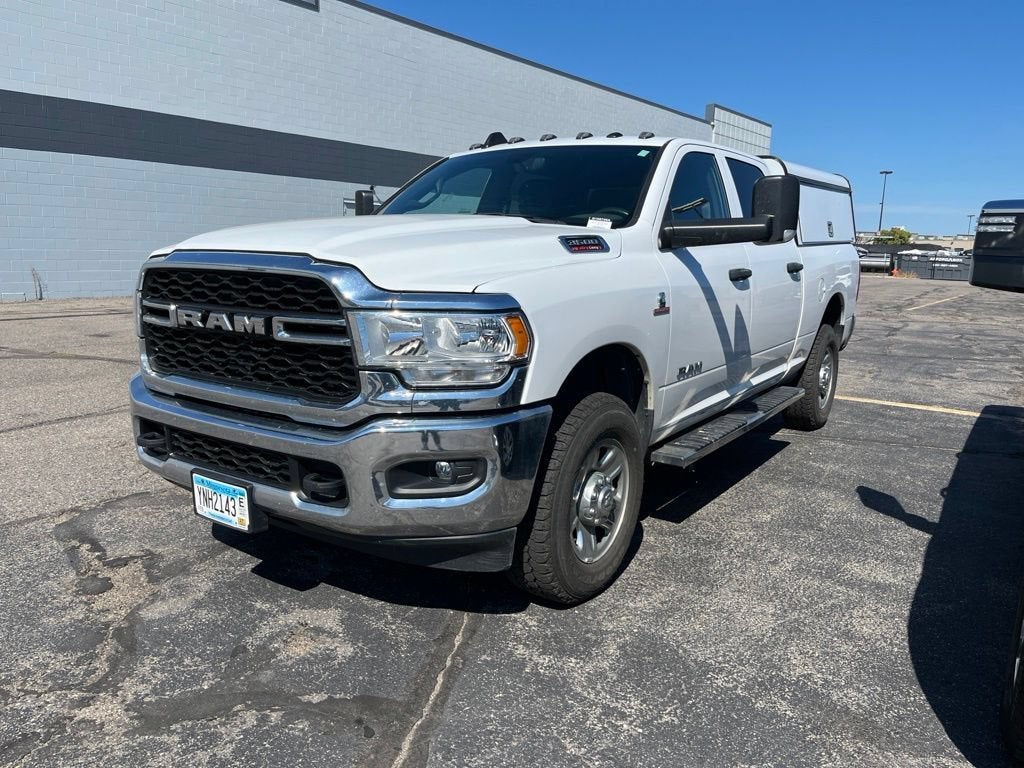 2022 RAM 3500 Tradesman Crew Cab 4x4 6'4" Box