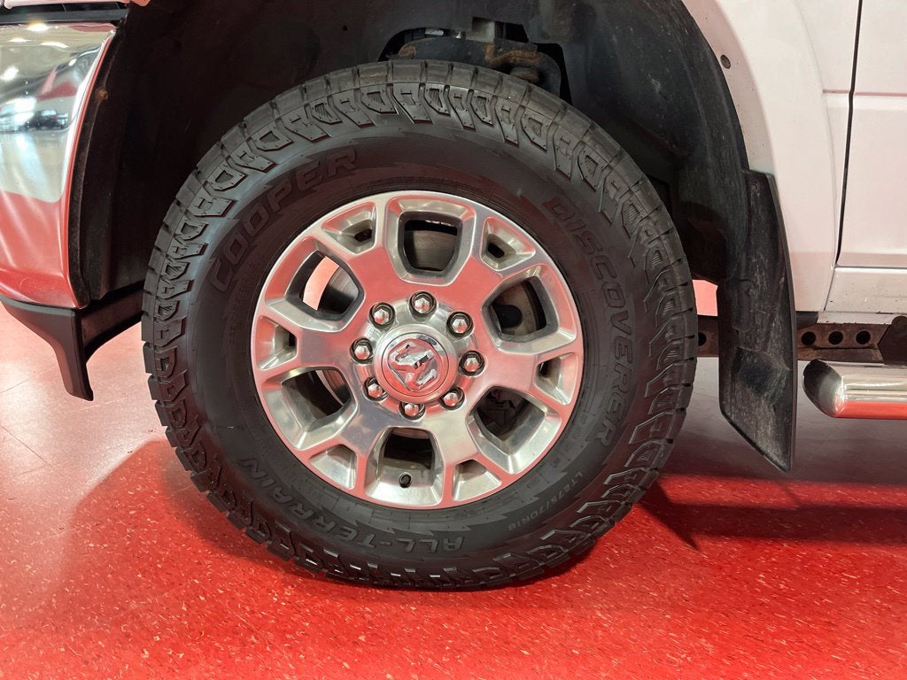 2019 RAM 3500 Laramie Crew Cab 4x4 8' Box