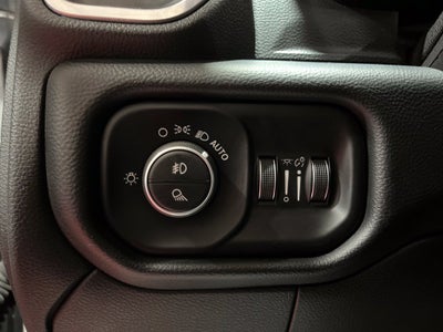2019 RAM 3500 Laramie Crew Cab 4x4 8' Box