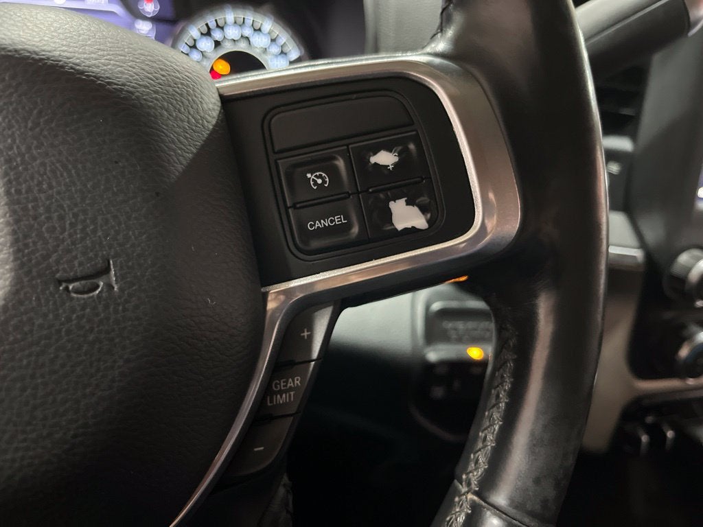 2019 RAM 3500 Laramie Crew Cab 4x4 8' Box