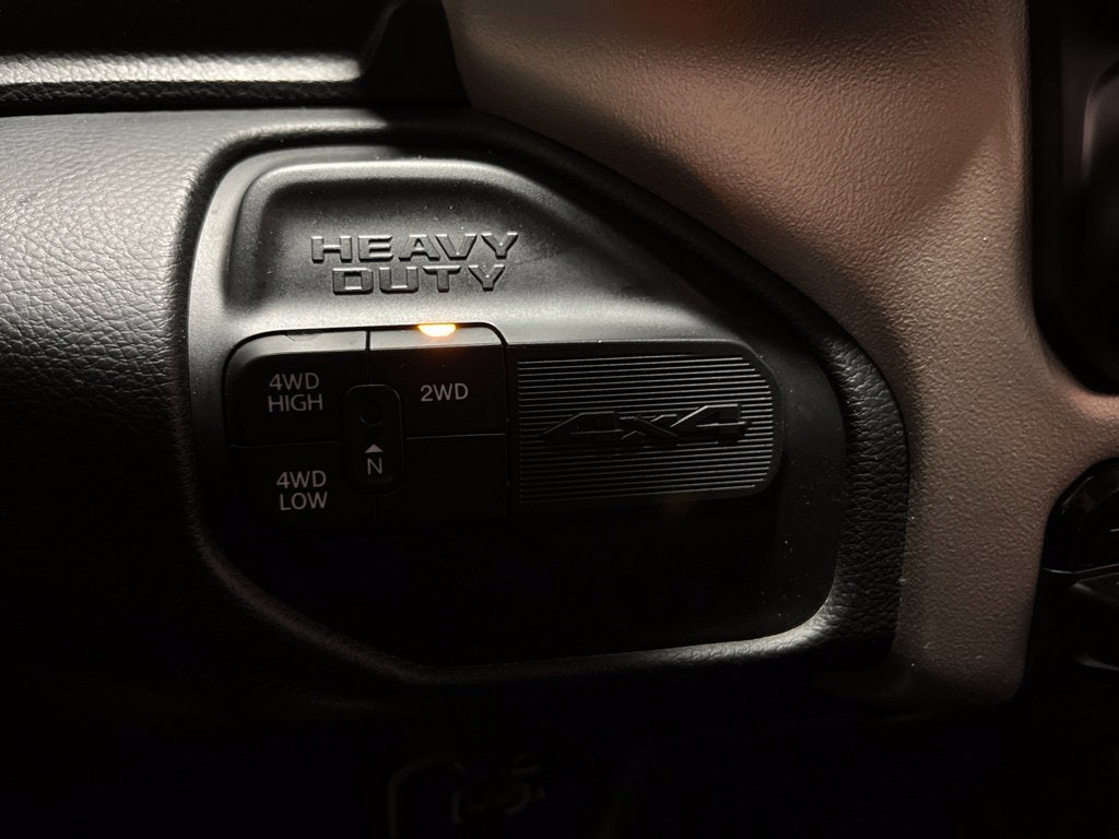 2019 RAM 3500 Laramie Crew Cab 4x4 8' Box