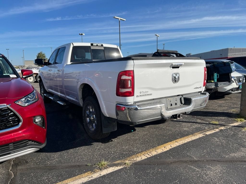 2019 RAM 3500 Laramie Crew Cab 4x4 8' Box