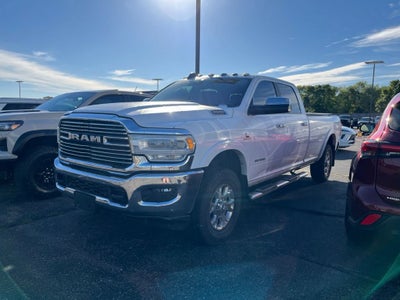 2019 RAM 3500 Laramie Crew Cab 4x4 8' Box