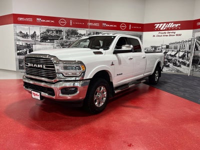 2019 RAM 3500 Laramie Crew Cab 4x4 8' Box