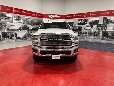 2019 RAM 3500 Laramie Crew Cab 4x4 8' Box