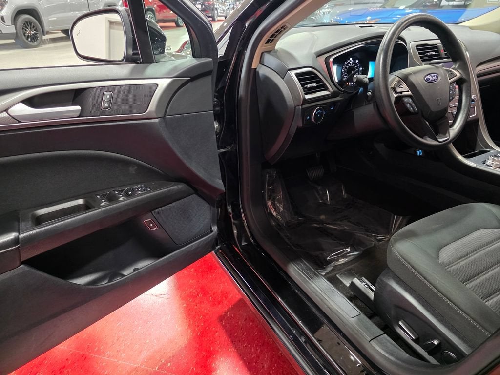 2020 Ford Fusion Hybrid SE