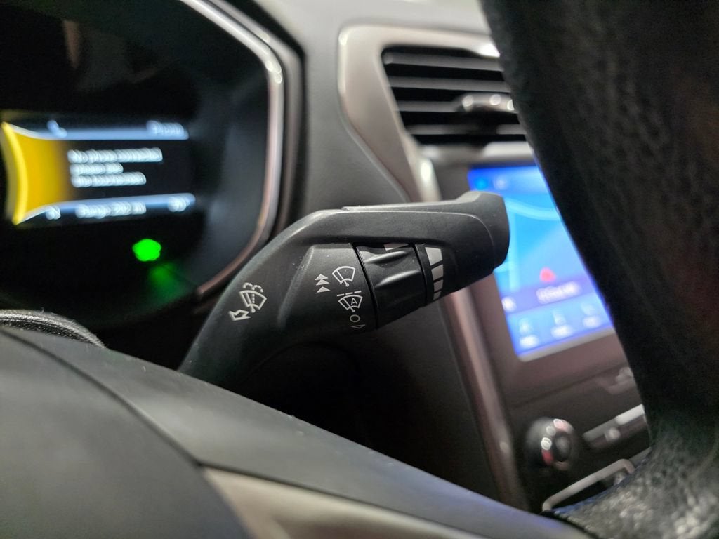 2020 Ford Fusion Hybrid SE