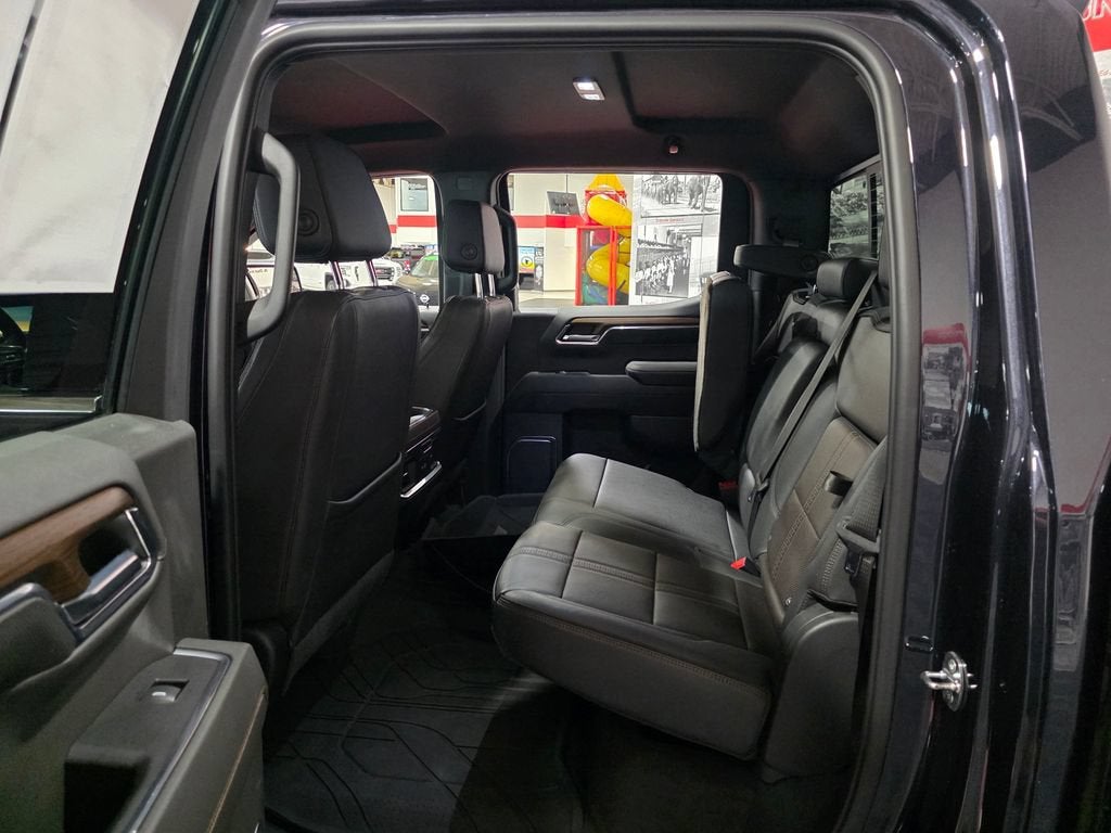 2022 Chevrolet Silverado 1500 High Country