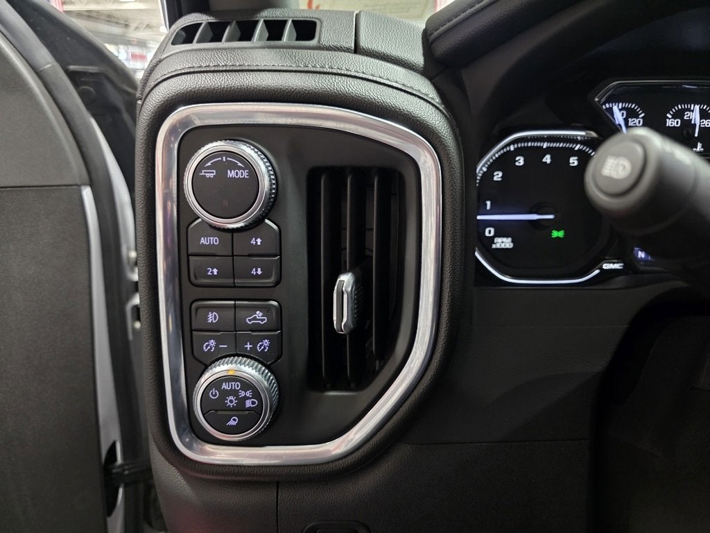 2022 GMC Sierra 1500 Limited SLT