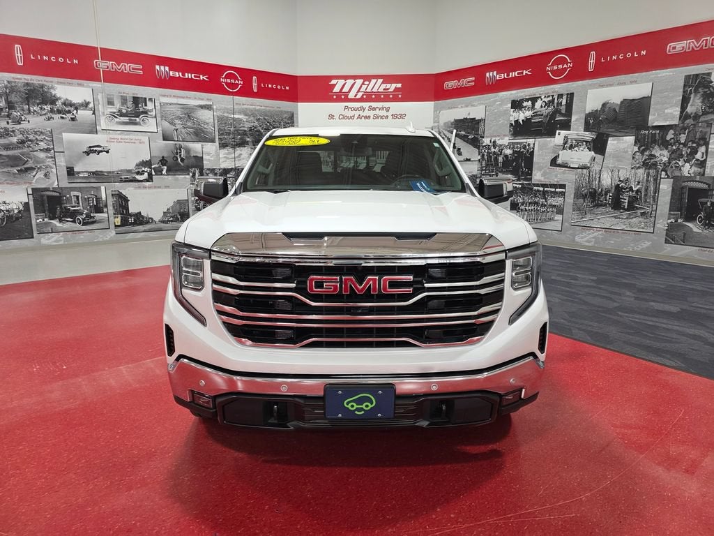 2024 GMC Sierra 1500 SLT