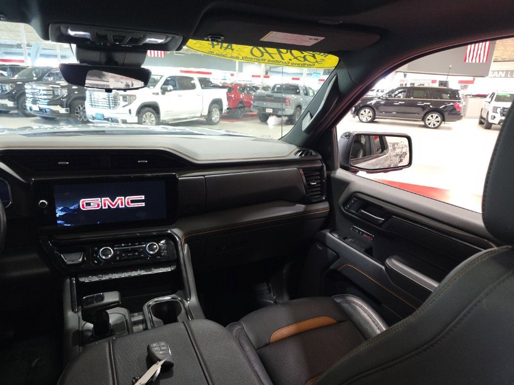 2025 GMC Sierra 1500 AT4