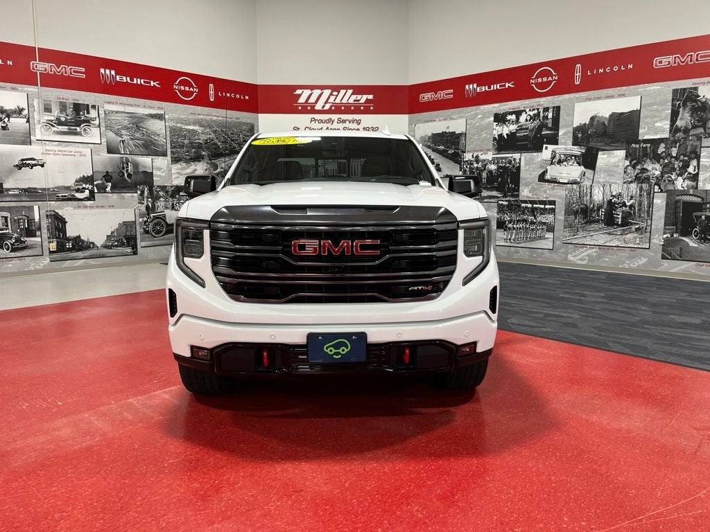 2024 GMC Sierra 1500 AT4