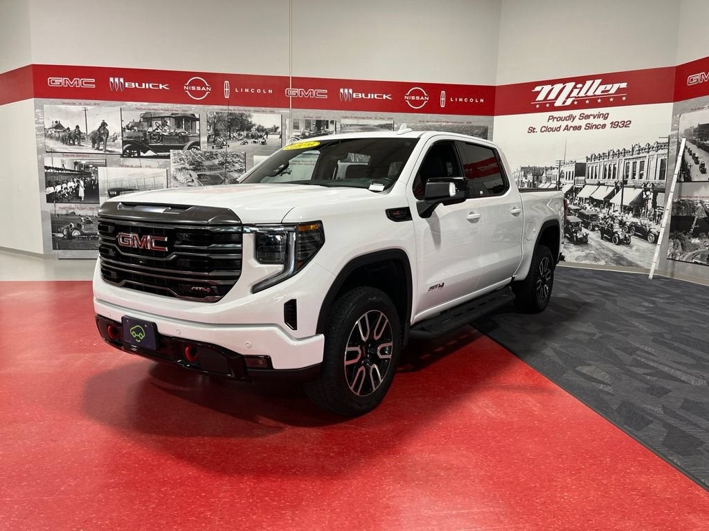 2024 GMC Sierra 1500 AT4