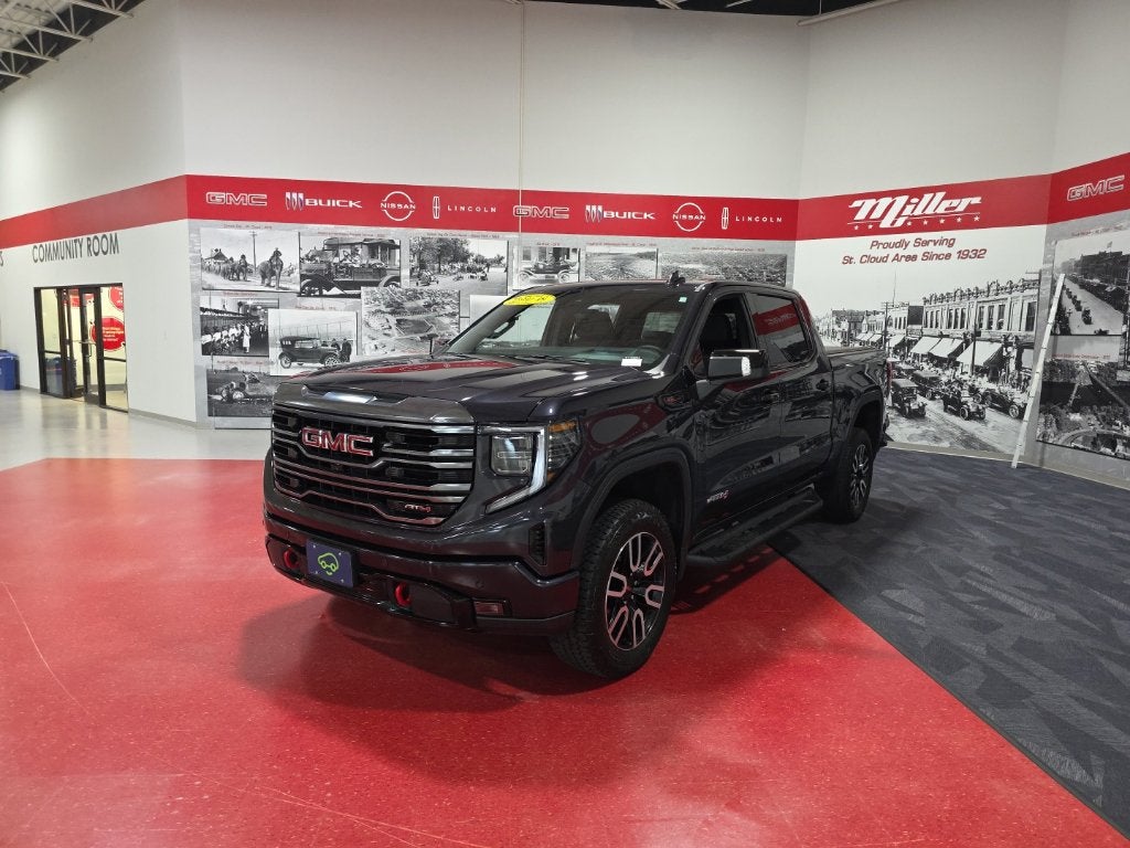 2024 GMC Sierra 1500 AT4