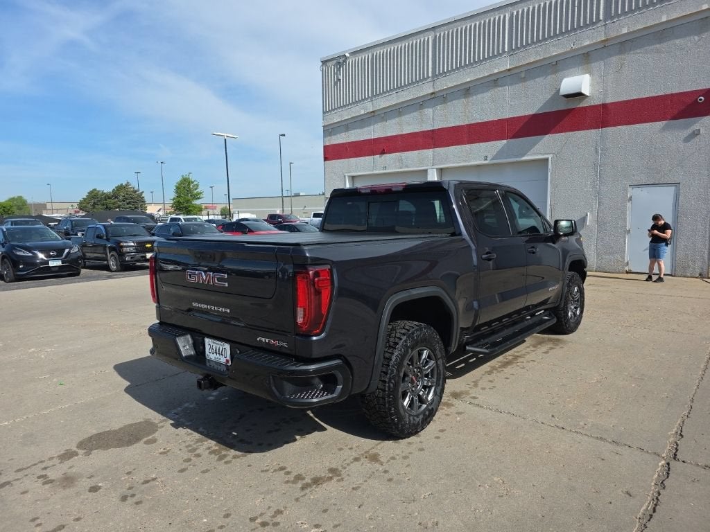 2024 GMC Sierra 1500 AT4X