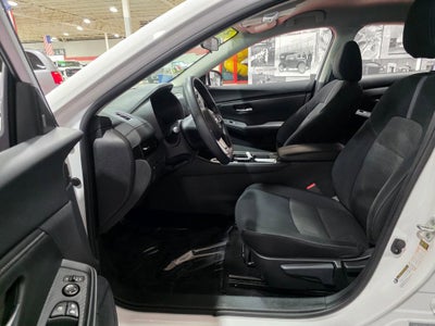 2023 Nissan Sentra SV Xtronic CVT