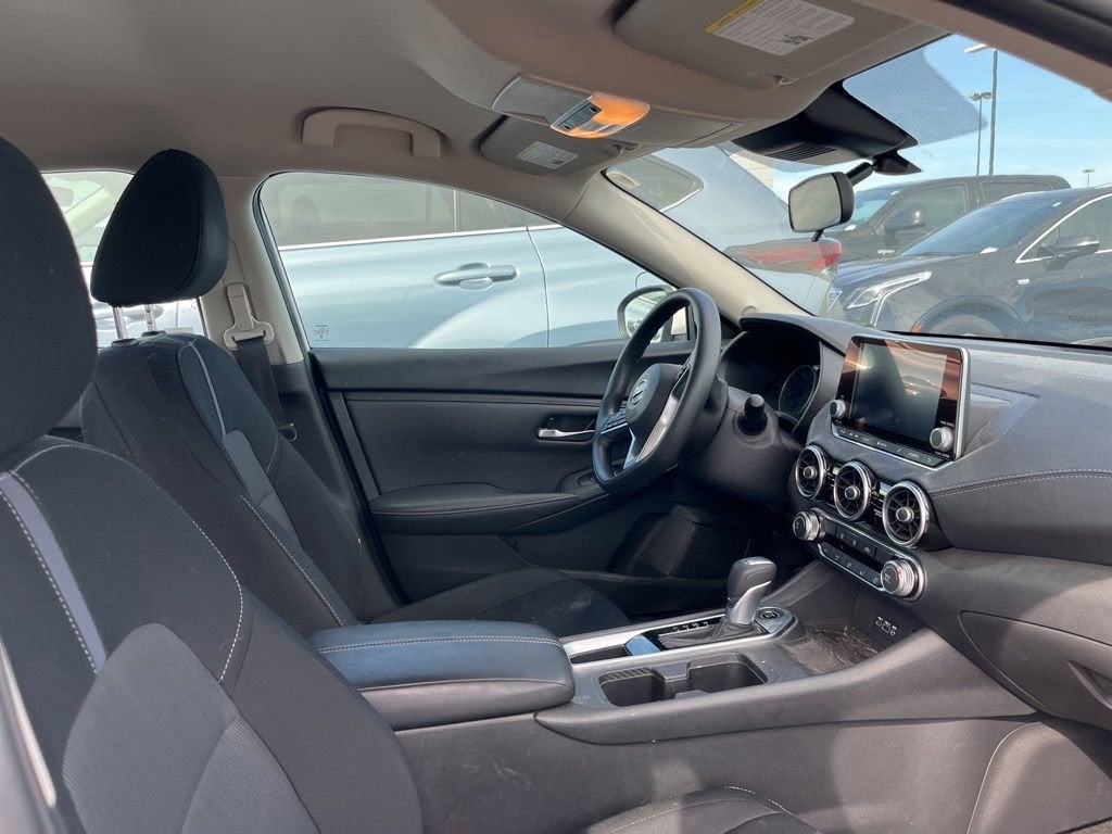 2023 Nissan Sentra SV Xtronic CVT