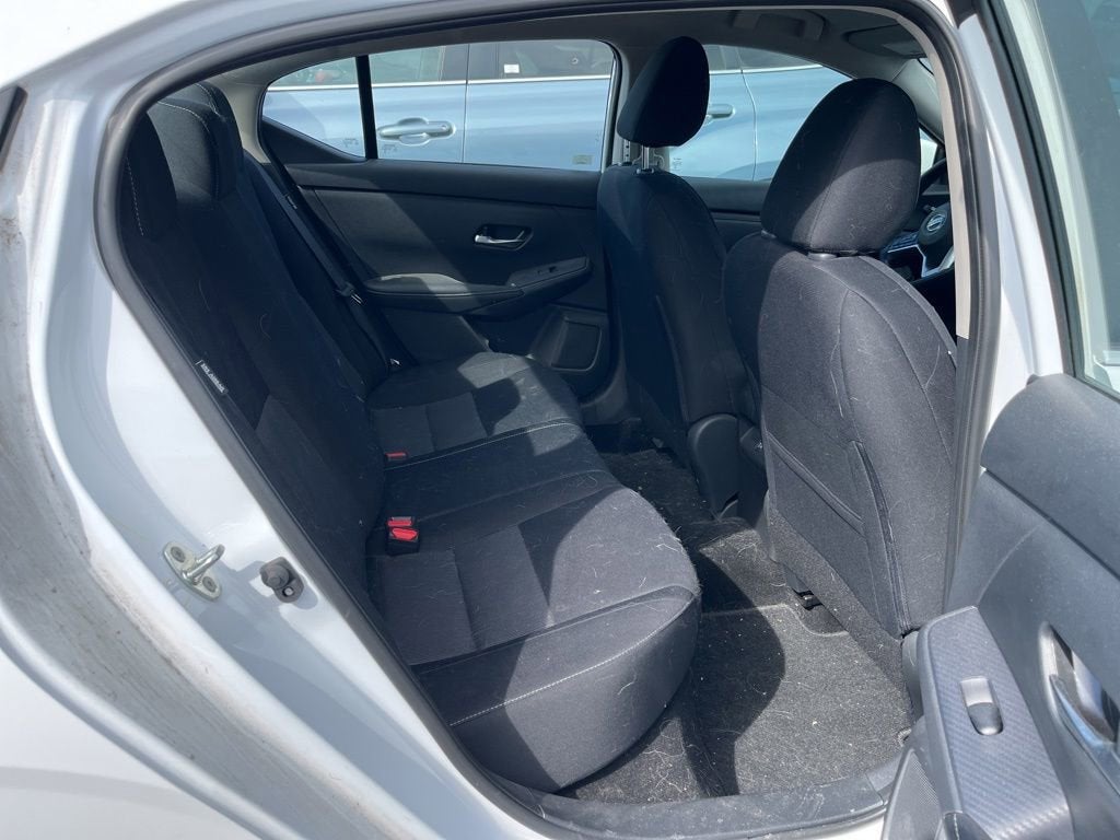 2023 Nissan Sentra SV Xtronic CVT