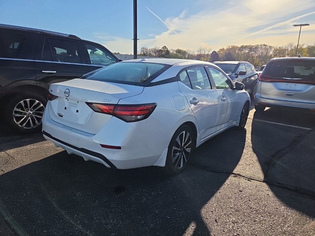 2024 Nissan Sentra SV Xtronic CVT