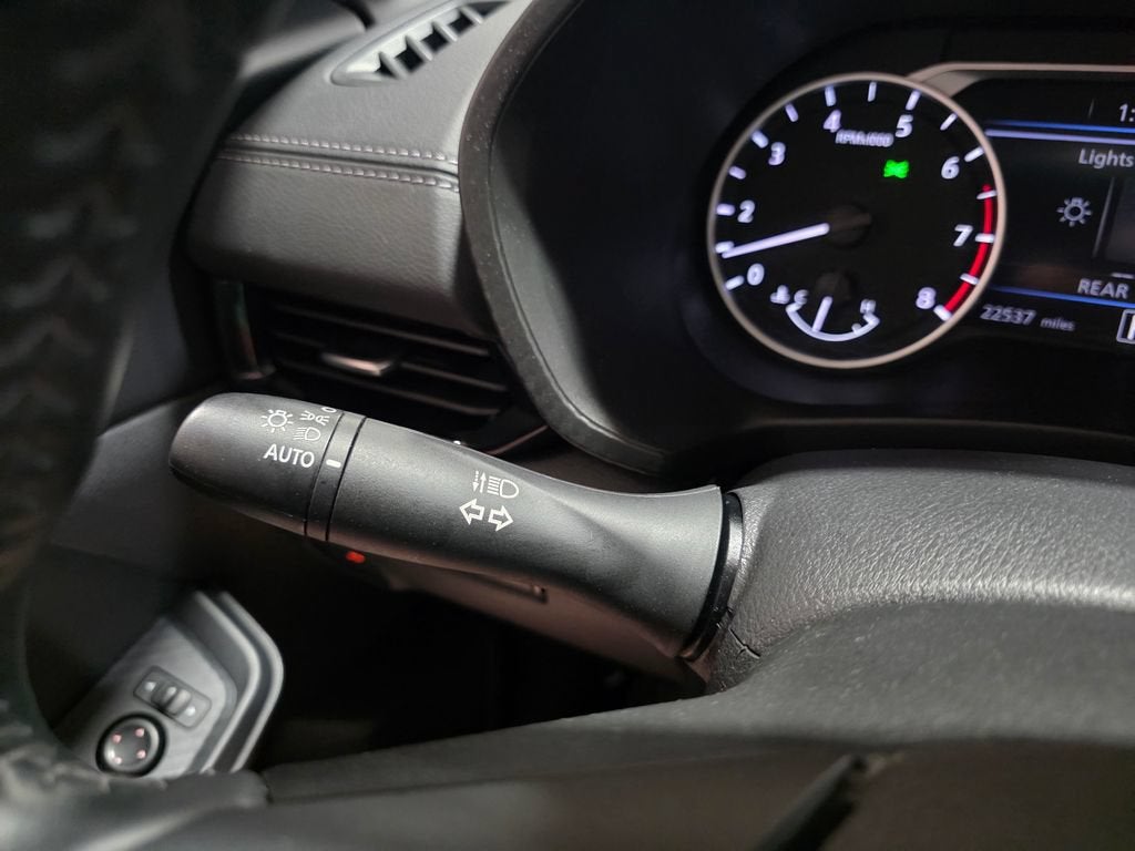 2023 Nissan Sentra SV Xtronic CVT