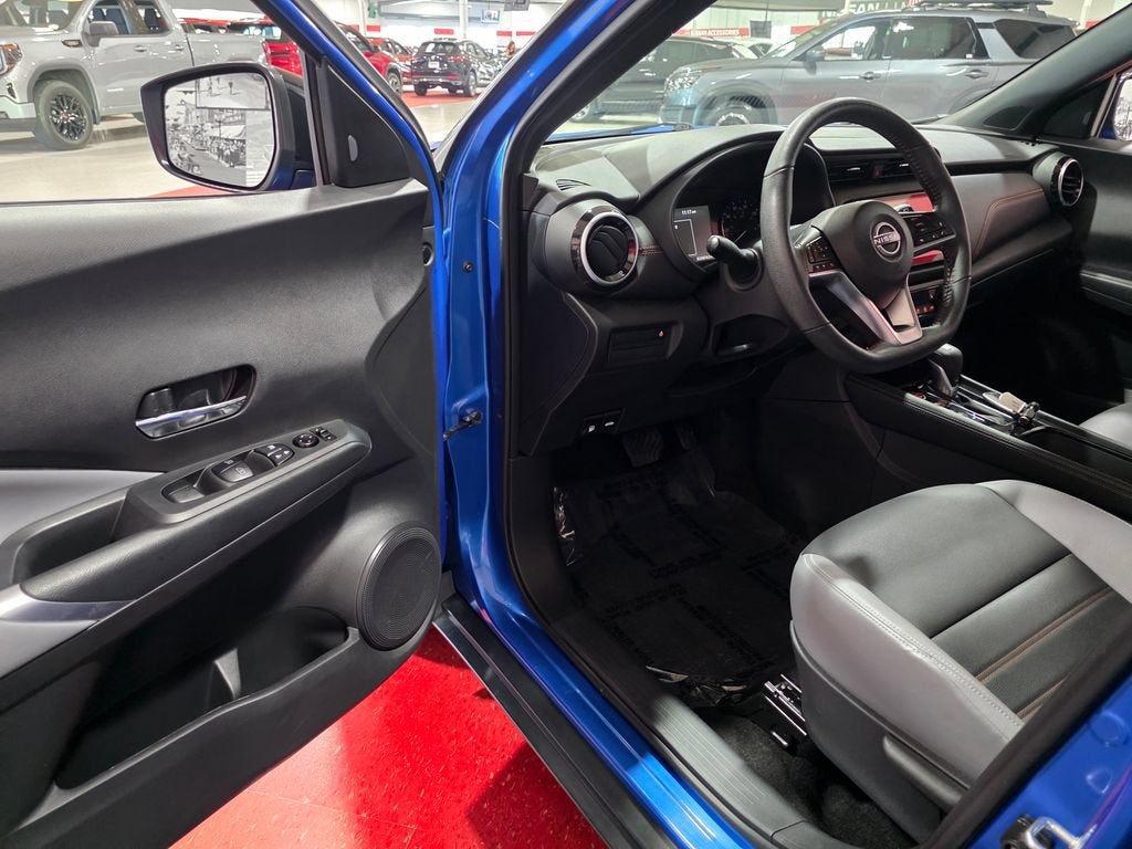 2023 Nissan Kicks SR Xtronic CVT