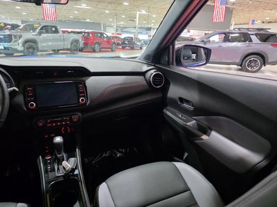 2023 Nissan Kicks SR Xtronic CVT