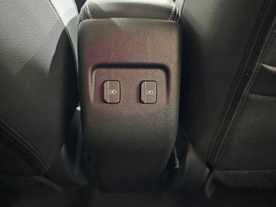 2023 Nissan Kicks SR Xtronic CVT