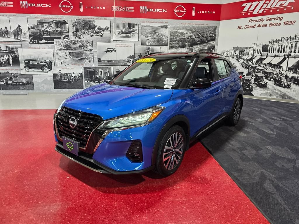 2023 Nissan Kicks SR Xtronic CVT