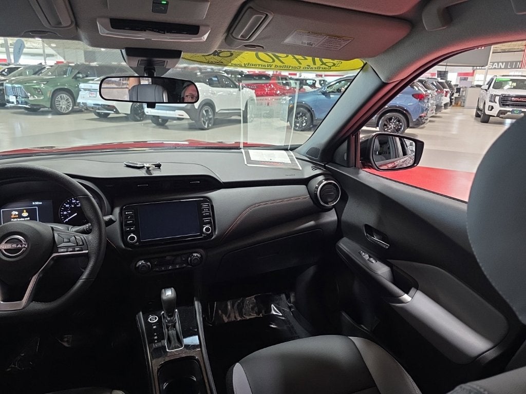 2024 Nissan Kicks SR Xtronic CVT